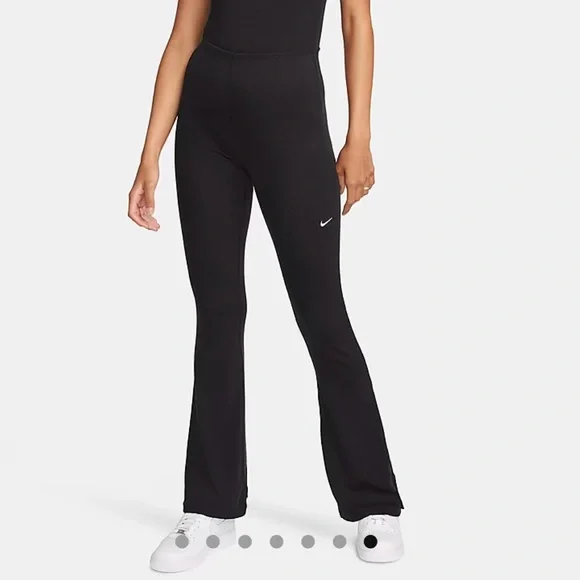 Nike Sportswear Chill Knit Women's Tight Mini-Rib Flared Leggings - Picture 1 of 8